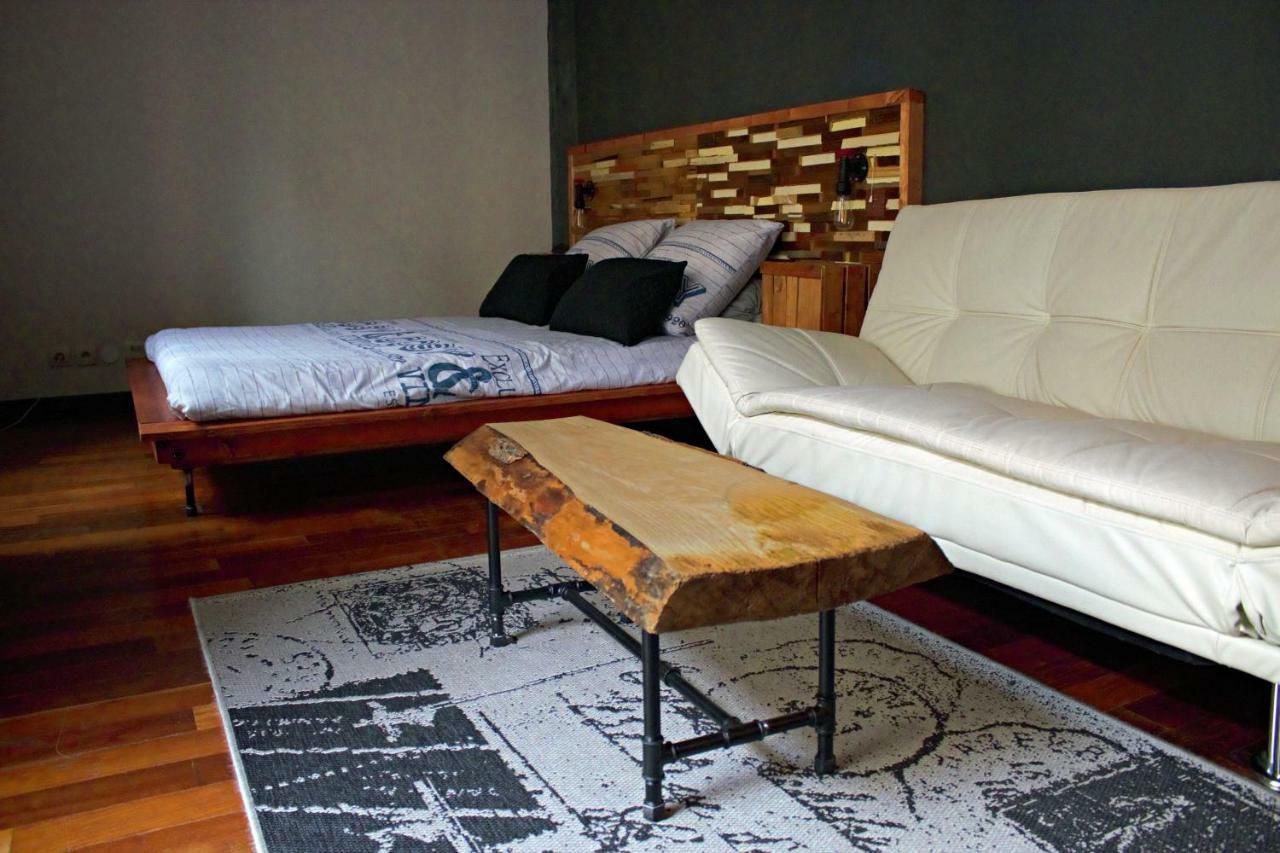 Charmant Studio A Strasbourg Apartment ภายนอก รูปภาพ