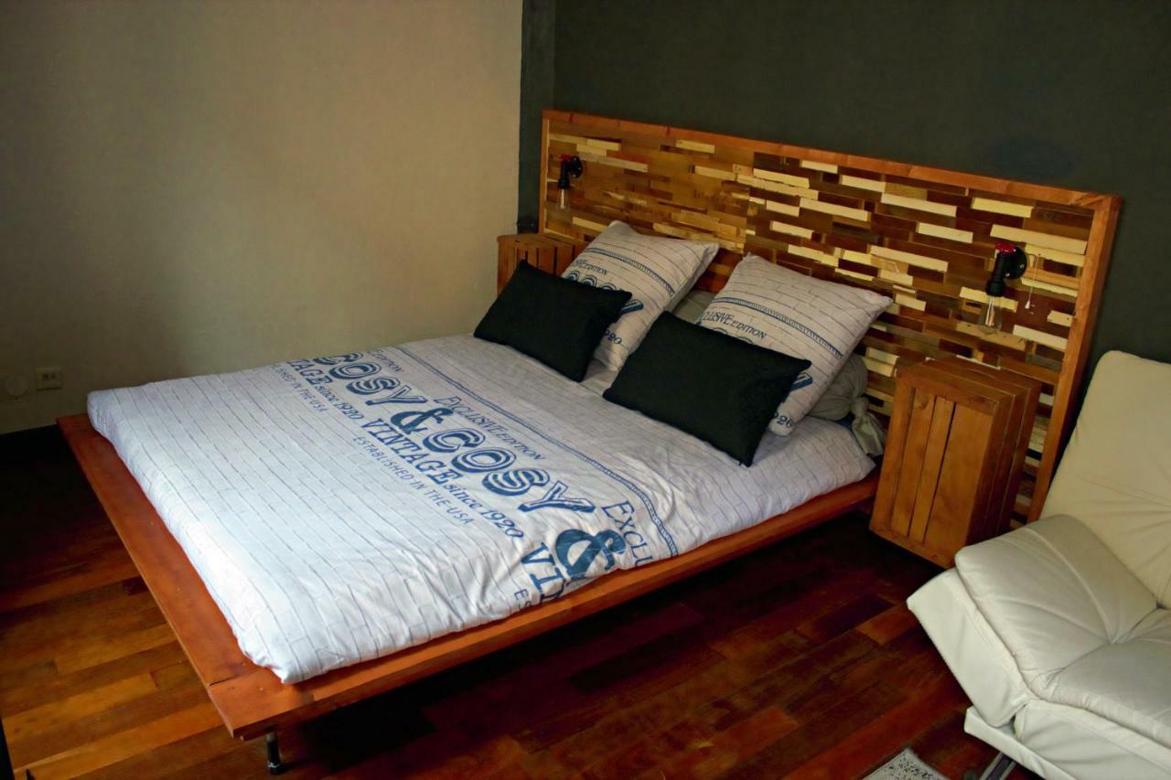 Charmant Studio A Strasbourg Apartment ภายนอก รูปภาพ